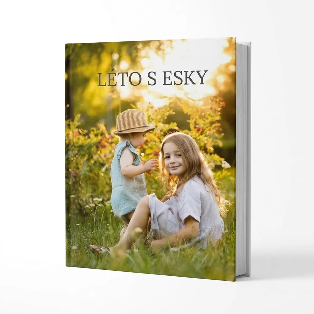 Hotová rodinná fotokniha Léto s Esky